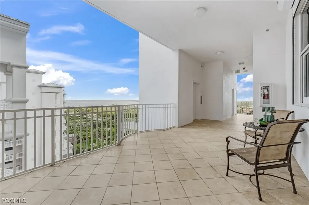 14220 Royal Harbour Court Fort Myers FL 33908