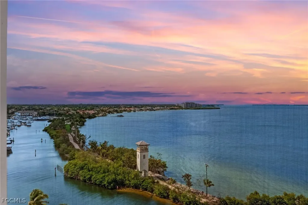 14220 Royal Harbour Court Fort Myers FL 33908