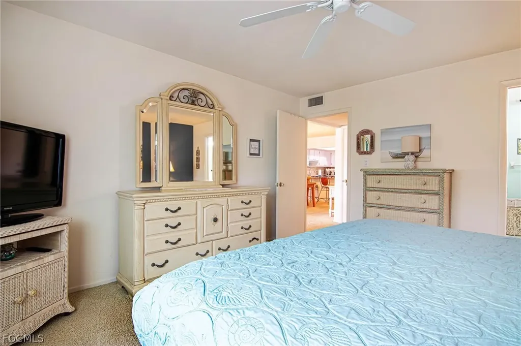 6725 Winkler Road Fort Myers FL 33919