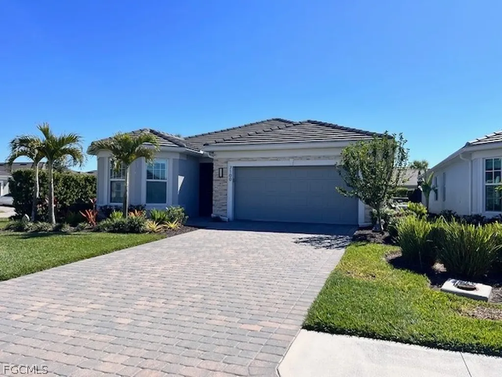 7100 Del Webb Oak Creek Boulevard N North Fort Myers FL 33917