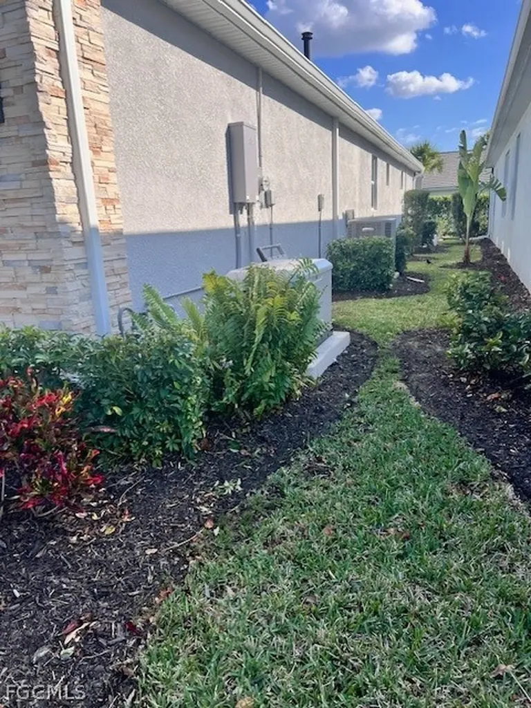 7100 Del Webb Oak Creek Boulevard N North Fort Myers FL 33917