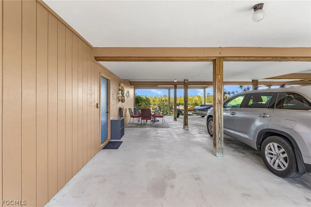 7628 Captains Harbor Drive Bokeelia FL 33922