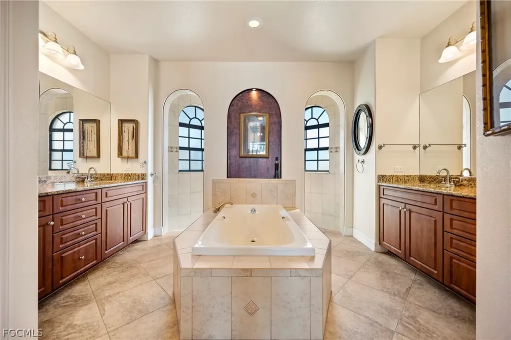 4436 SW 15th Avenue Cape Coral FL 33914