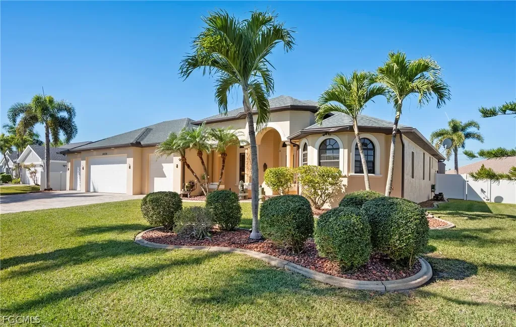 4436 SW 15th Avenue Cape Coral FL 33914