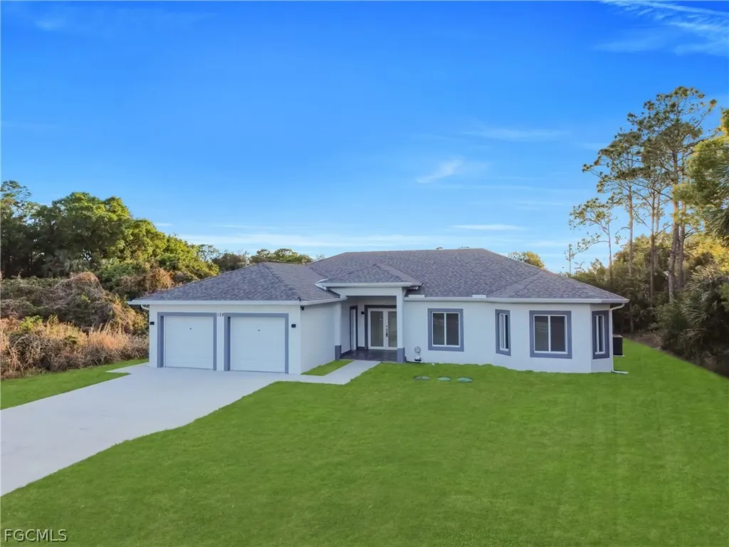 128 Bell Boulevard S Lehigh Acres FL 33974