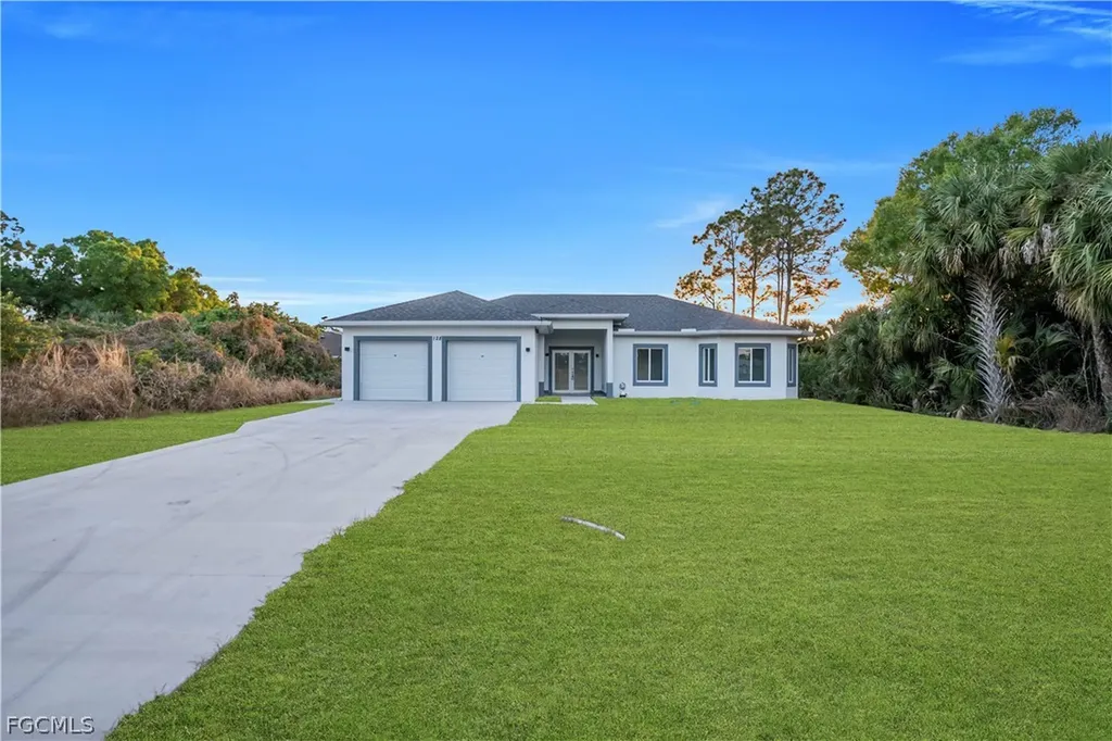 128 Bell Boulevard S Lehigh Acres FL 33974