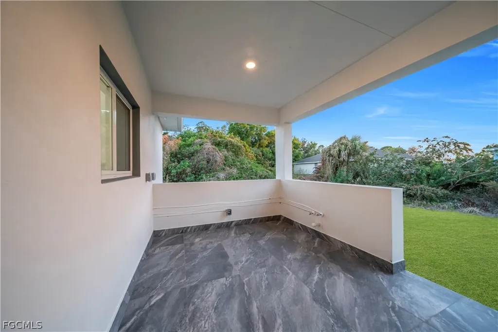 128 Bell Boulevard S Lehigh Acres FL 33974