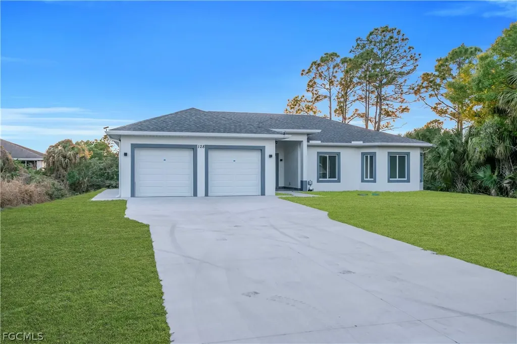 128 Bell Boulevard S Lehigh Acres FL 33974