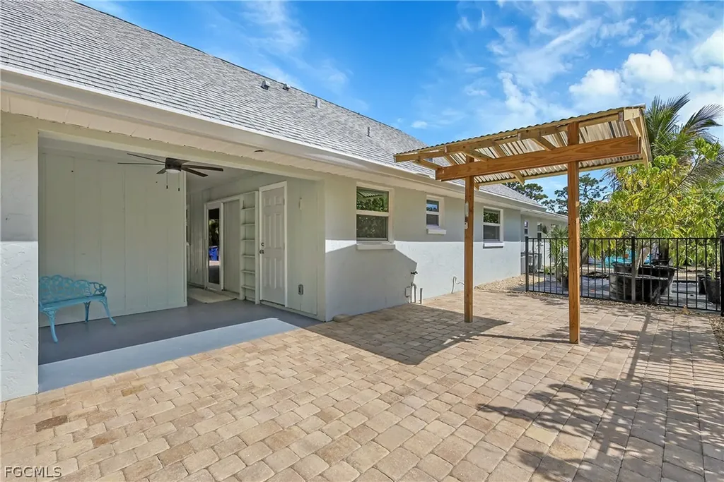 958 Indiana Avenue Fort Myers FL 33919