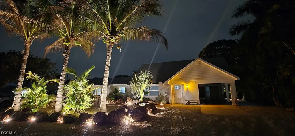 958 Indiana Avenue Fort Myers FL 33919