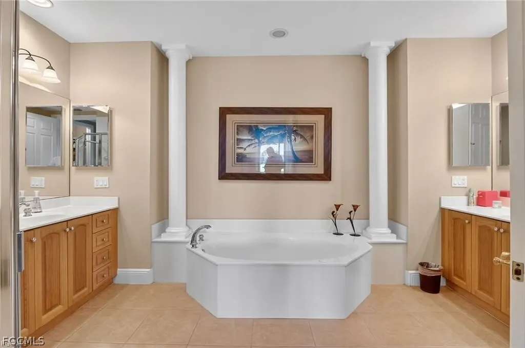 3735 Montreux Lane Naples FL 34114