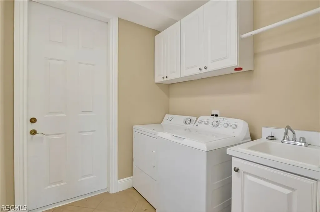 3735 Montreux Lane Naples FL 34114
