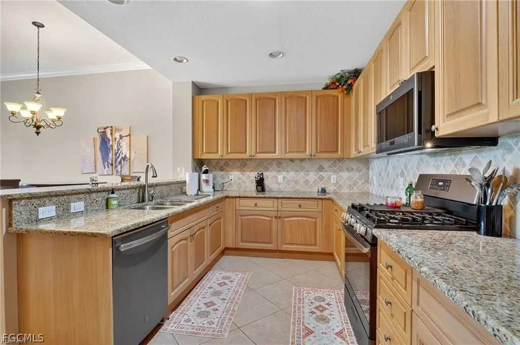 3735 Montreux Lane Naples FL 34114