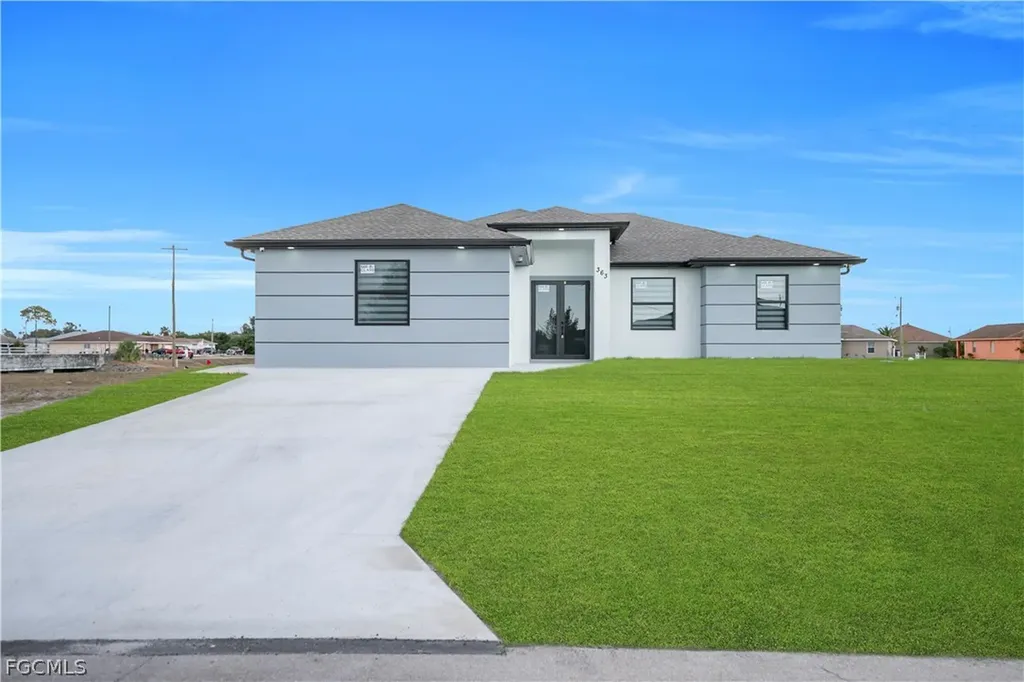 363 Paulcrest Avenue Lehigh Acres FL 33974
