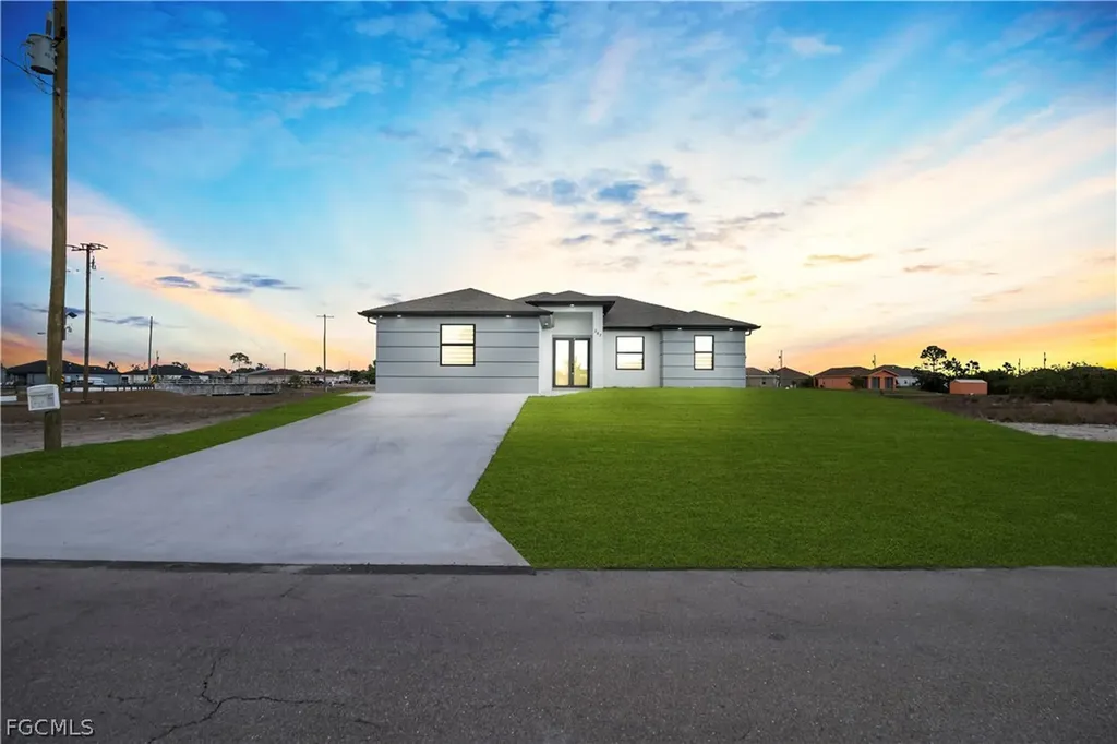 363 Paulcrest Avenue Lehigh Acres FL 33974