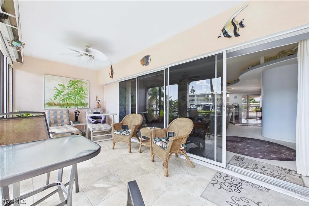 1614 Beach Parkway Cape Coral FL 33904