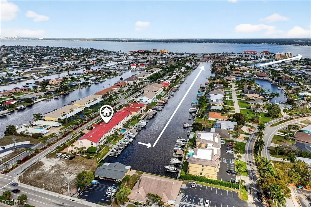 1614 Beach Parkway Cape Coral FL 33904