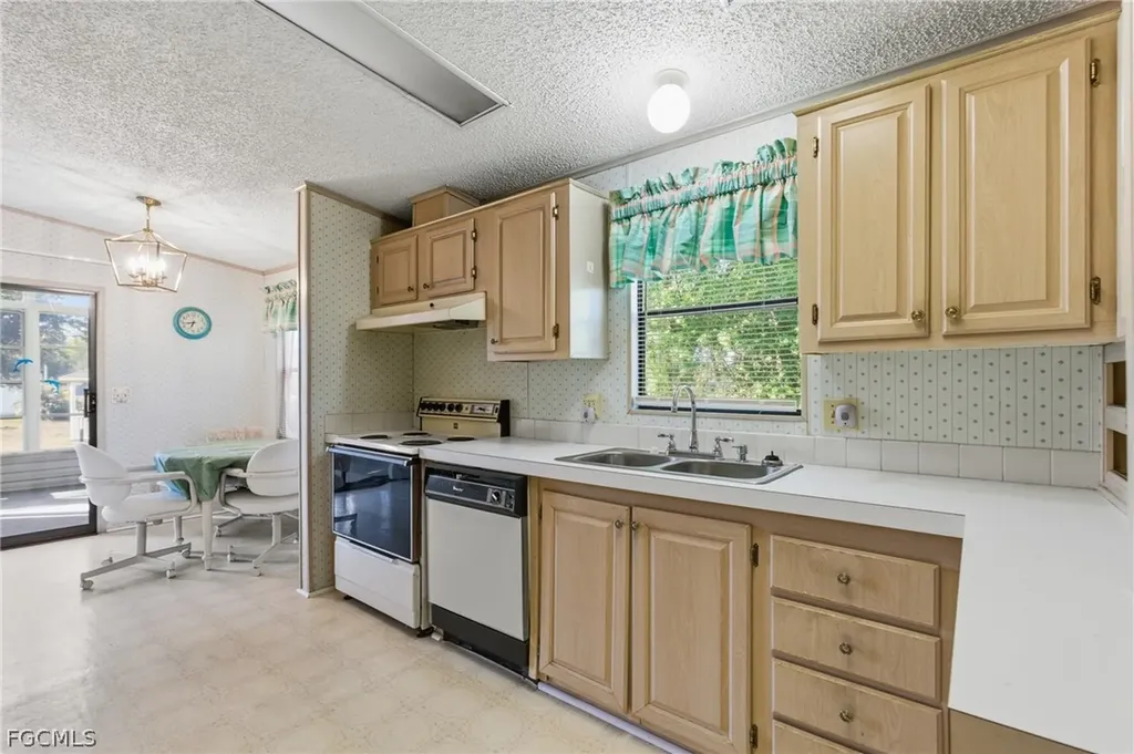 11250 Stringfellow Road Bokeelia FL 33922