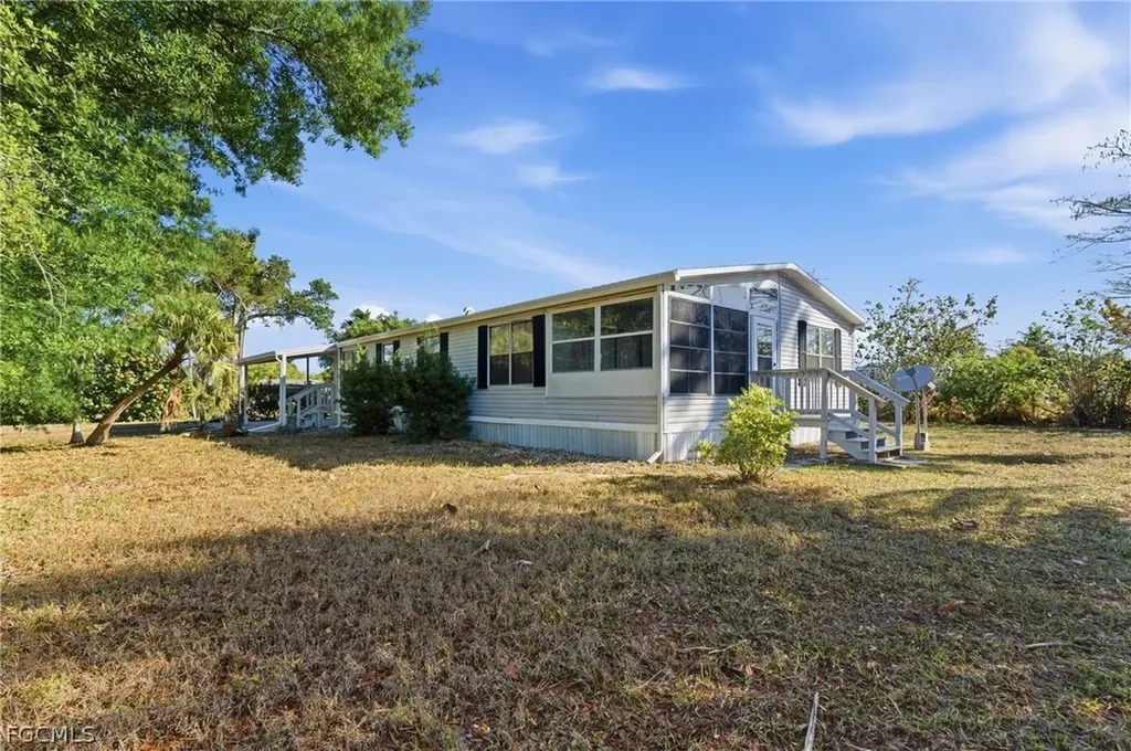 11250 Stringfellow Road Bokeelia FL 33922