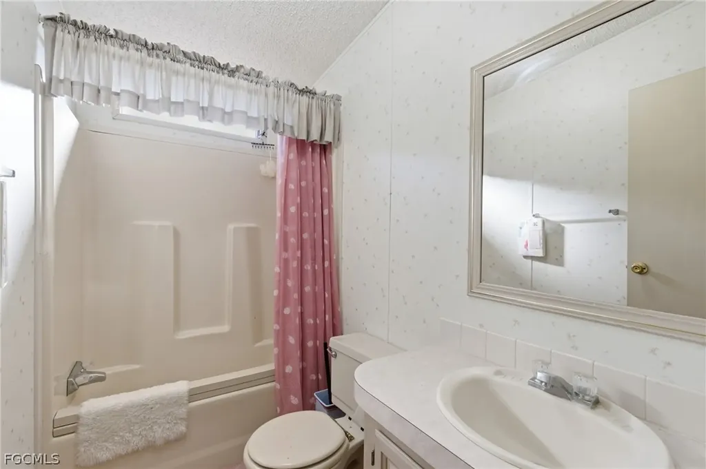 11250 Stringfellow Road Bokeelia FL 33922