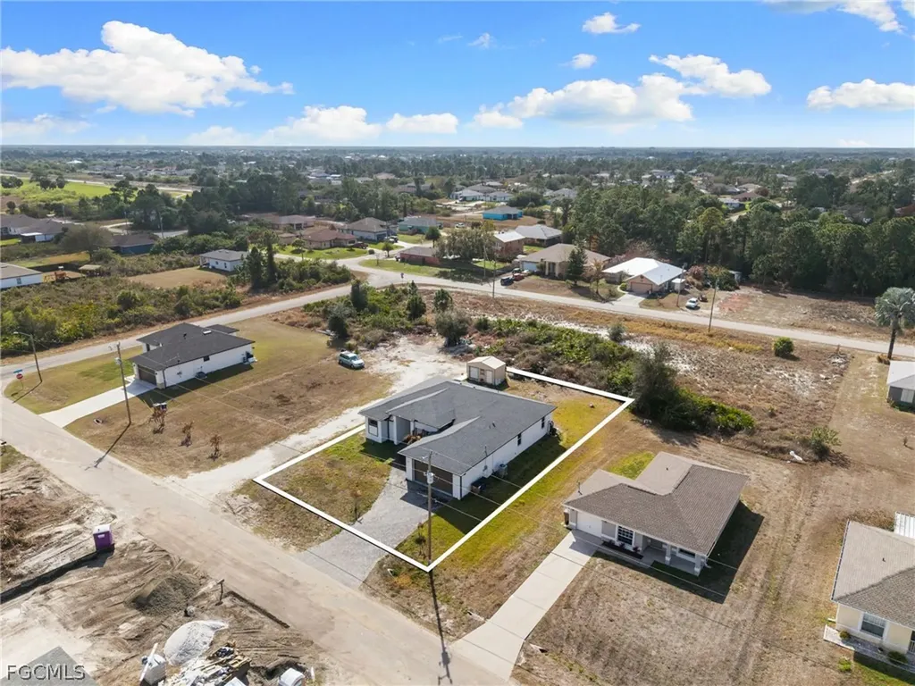 2605 30th Street SW Lehigh Acres FL 33976