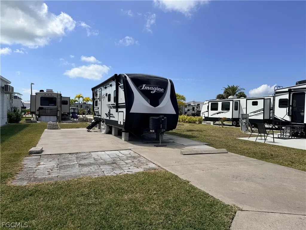 19681 Summerlin 316 Road Fort Myers FL 33908
