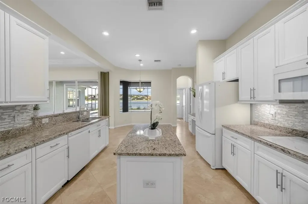 9935 Via San Marco Loop Fort Myers FL 33905