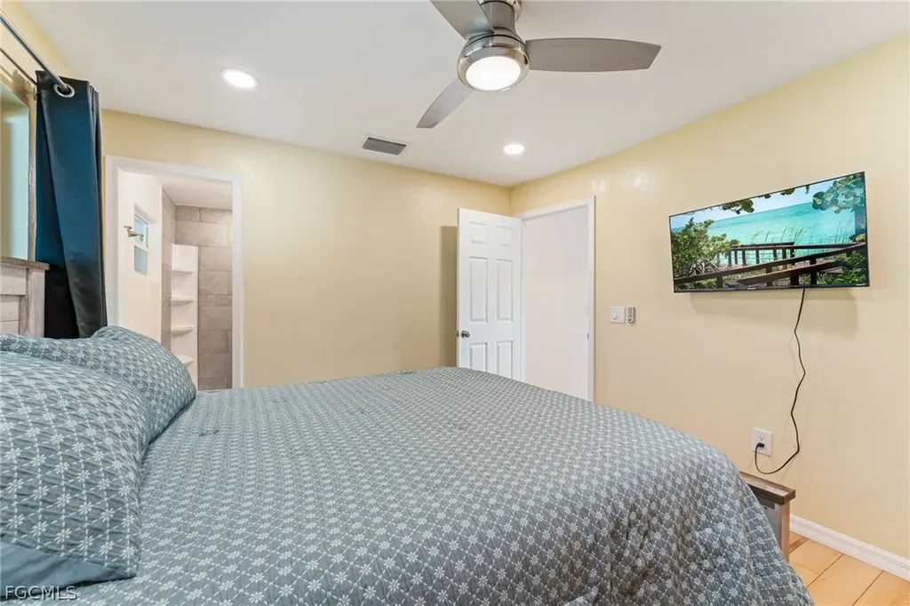 1006 April Lane North Fort Myers FL 33903