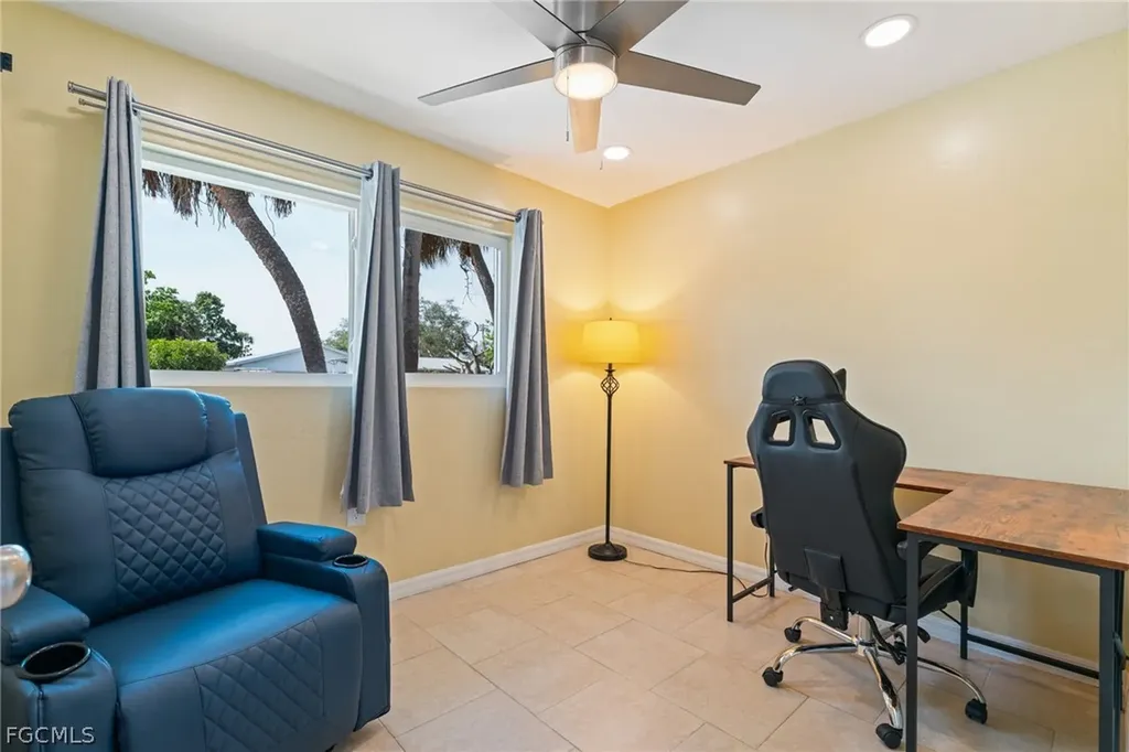 1006 April Lane North Fort Myers FL 33903