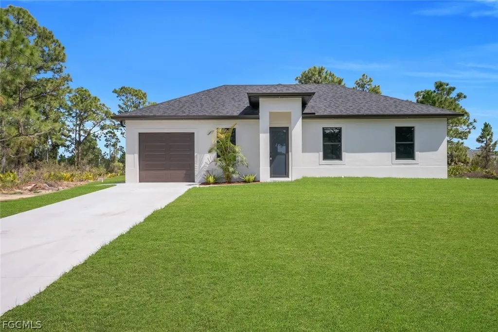 635 Summit Avenue S Lehigh Acres FL 33974