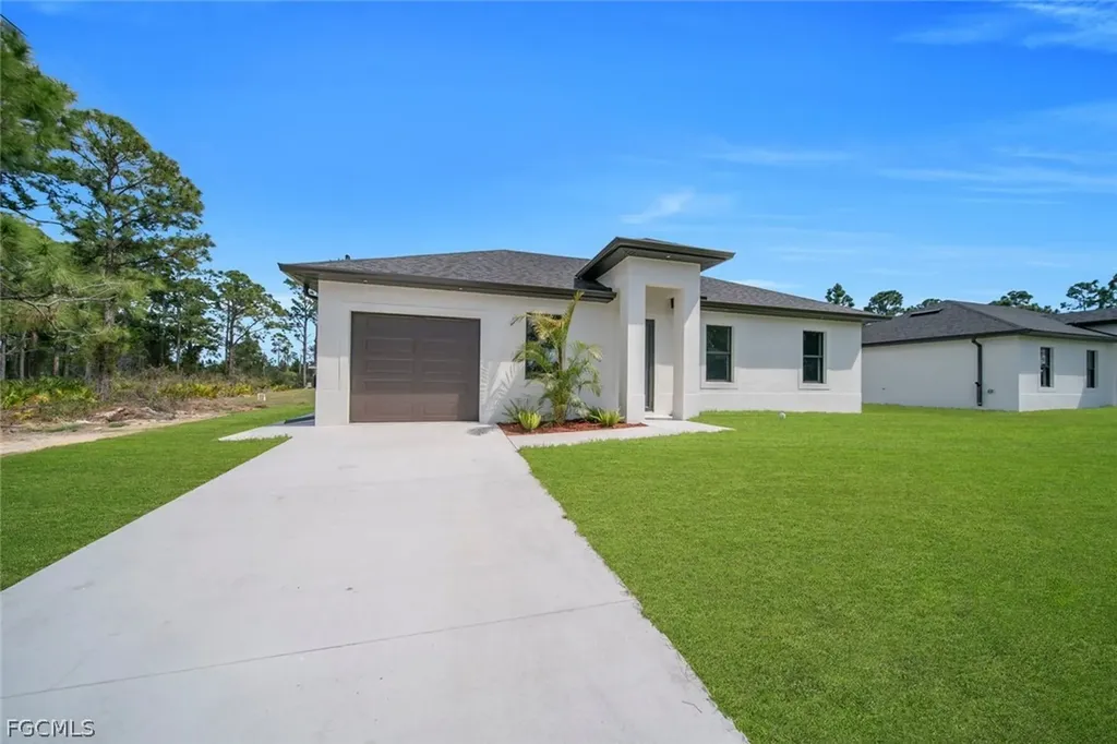 635 Summit Avenue S Lehigh Acres FL 33974