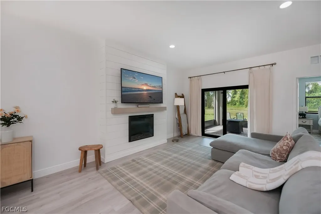 3037 Harvard Circle Labelle FL 33935