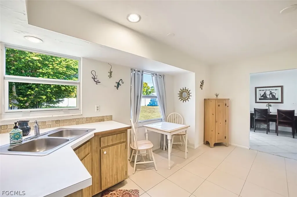5417 Loyola Lane Fort Myers FL 33908