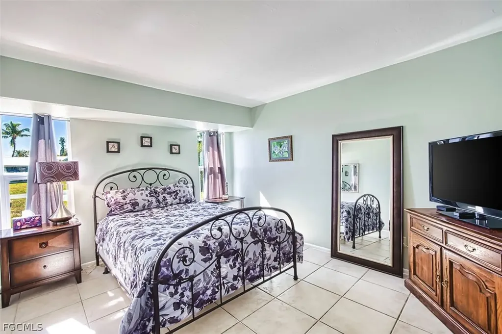 5417 Loyola Lane Fort Myers FL 33908