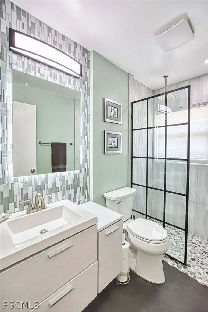 5417 Loyola Lane Fort Myers FL 33908