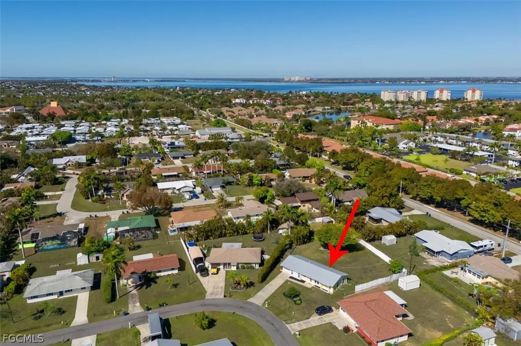 5417 Loyola Lane Fort Myers FL 33908