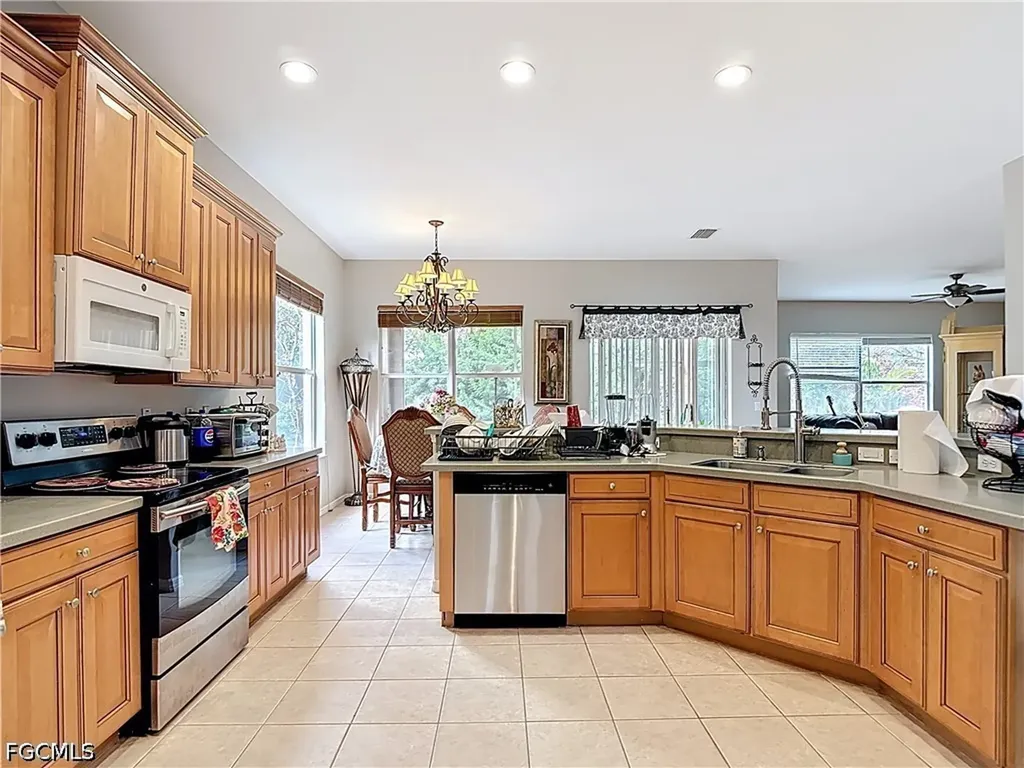 12596 Ivory Stone Loop Fort Myers FL 33913
