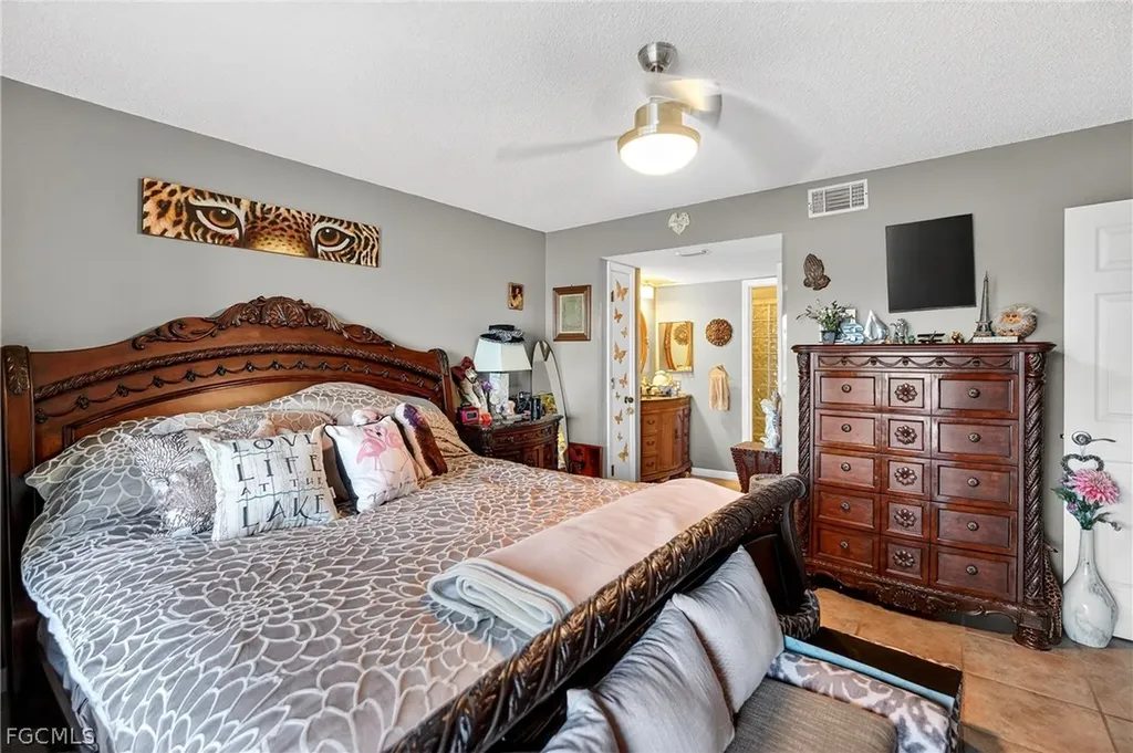 123 SW 47th Terrace Cape Coral FL 33914