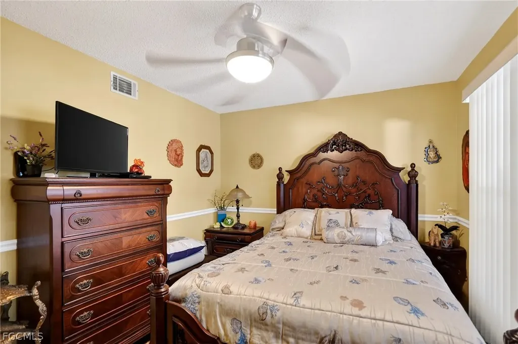 123 SW 47th Terrace Cape Coral FL 33914