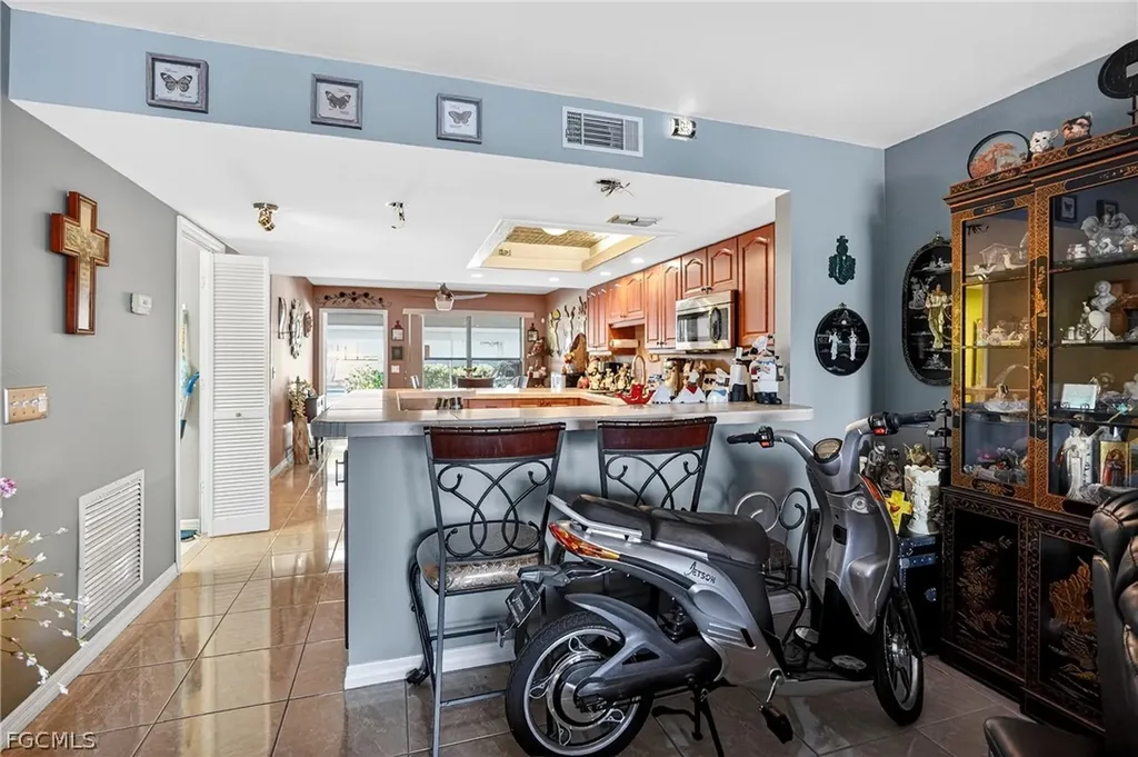 123 SW 47th Terrace Cape Coral FL 33914