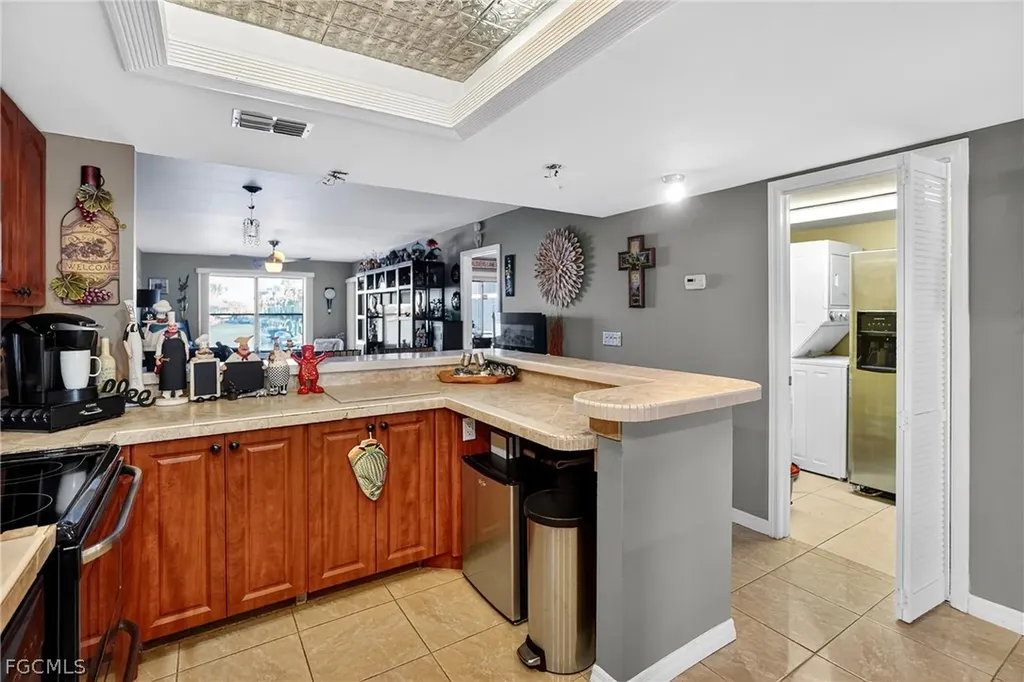 123 SW 47th Terrace Cape Coral FL 33914