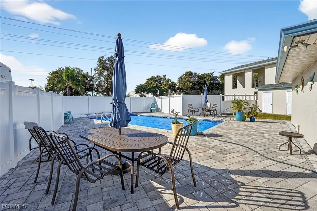123 SW 47th Terrace Cape Coral FL 33914