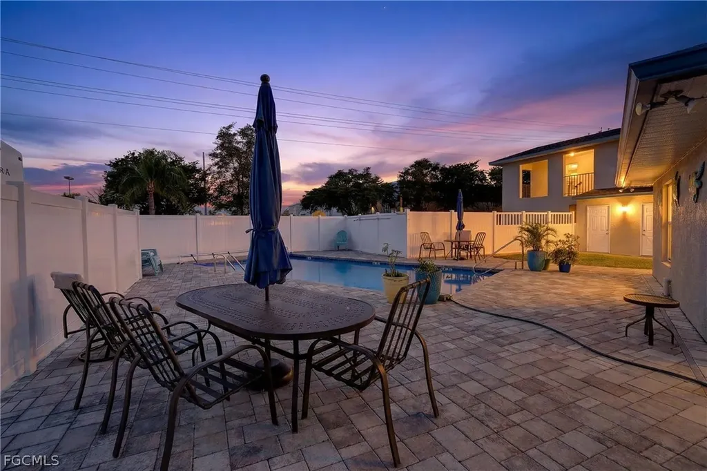 123 SW 47th Terrace Cape Coral FL 33914