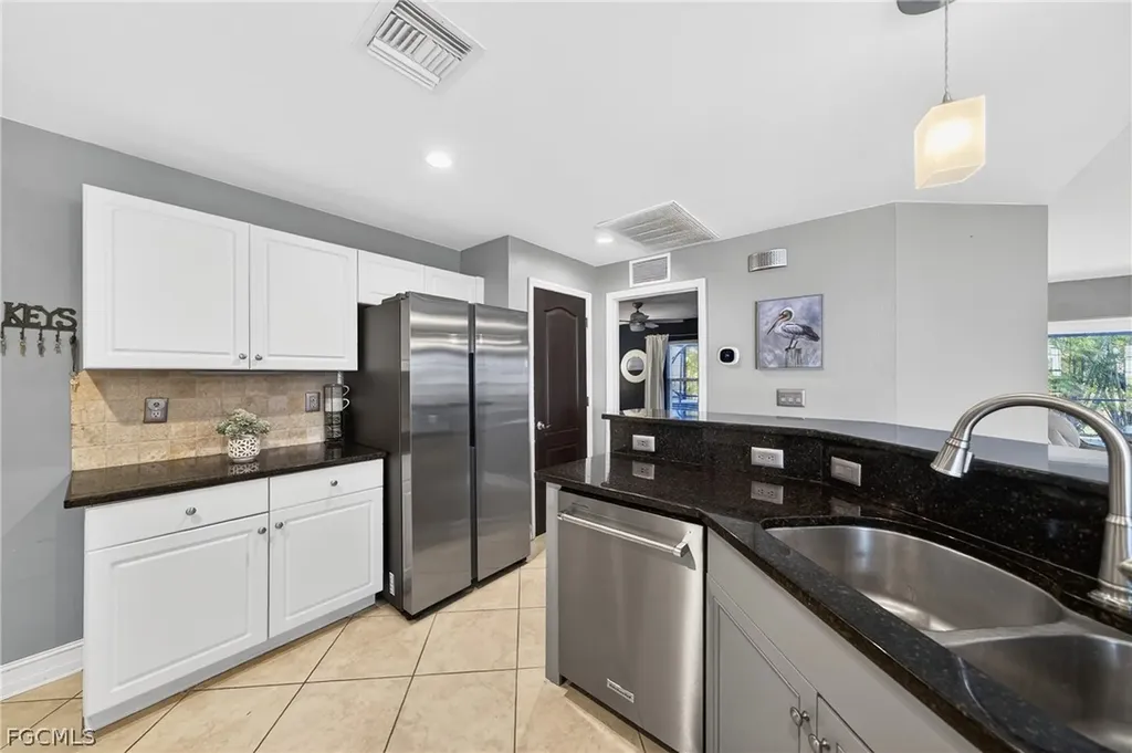 2238 NW 8th Terrace Cape Coral FL 33993