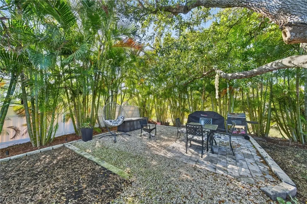2238 NW 8th Terrace Cape Coral FL 33993