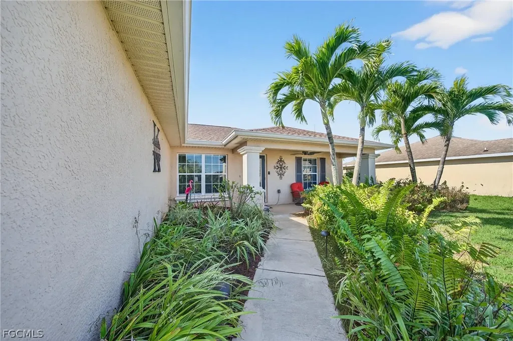 2238 NW 8th Terrace Cape Coral FL 33993