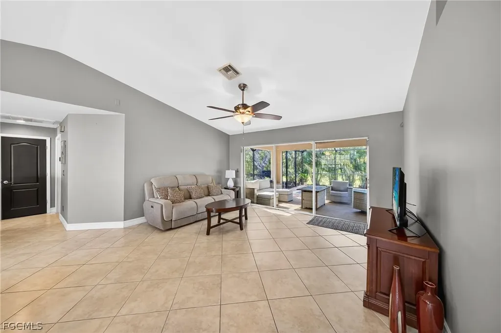 2238 NW 8th Terrace Cape Coral FL 33993