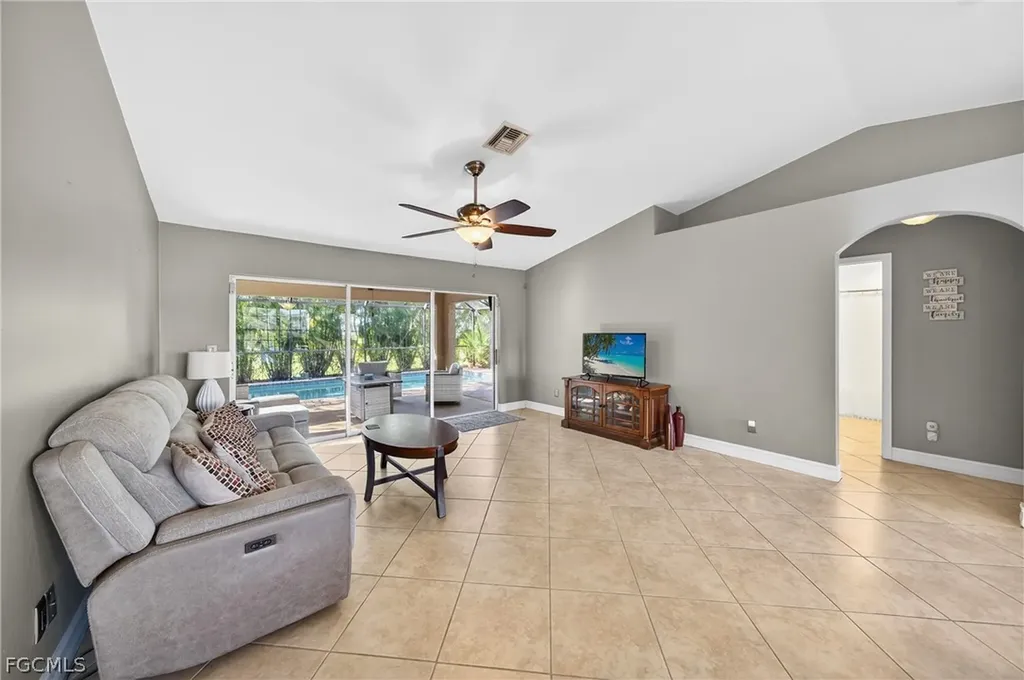 2238 NW 8th Terrace Cape Coral FL 33993