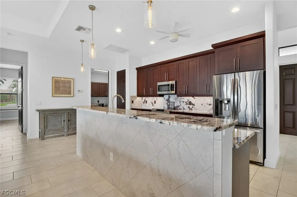 3331 NW 46th Avenue Cape Coral FL 33993