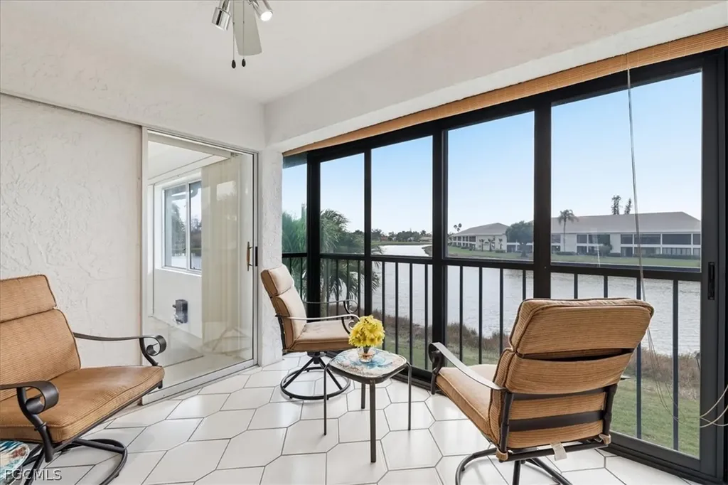 Fort Myers FL, 13090 White Marsh Lane, Unit 204